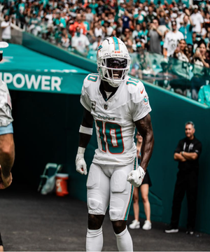 Photo of Tyreek Hill, click to book