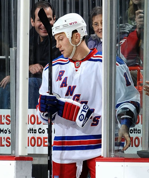 Photo of Sean Avery, click to book