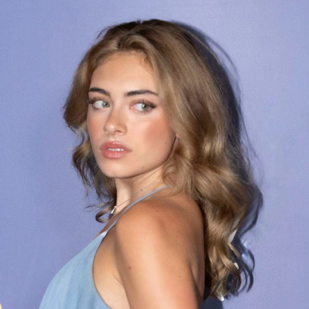 Bella Mraz