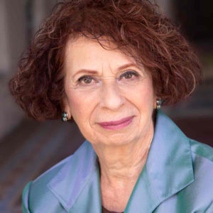 Photo of Annie Korzen, click to book