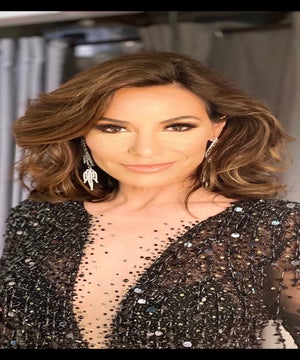 Photo of LuAnn de Lesseps, click to book