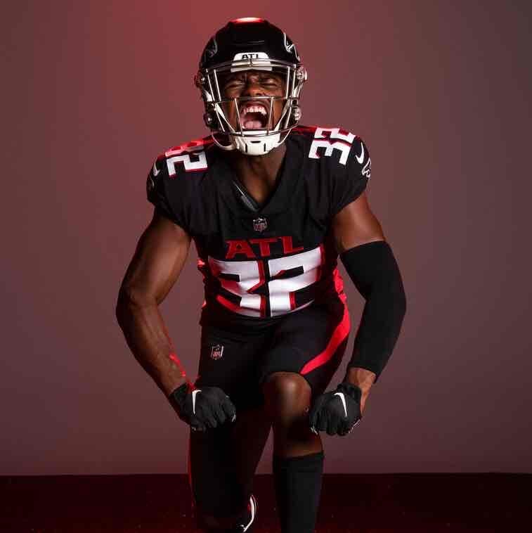 Jaylinn Hawkins
