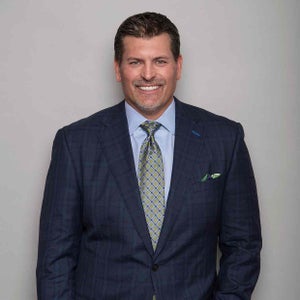 Photo of Mark Schlereth, click to book