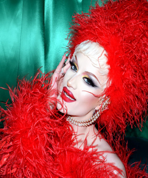 Photo of Lady Camden, click to book