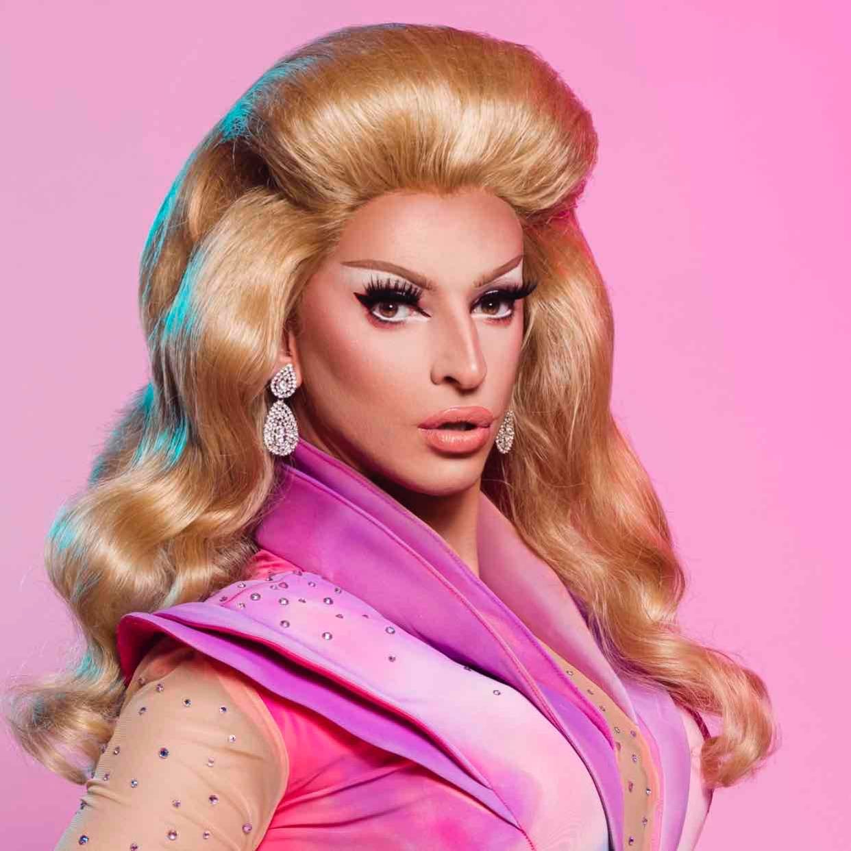 Miz Cracker
