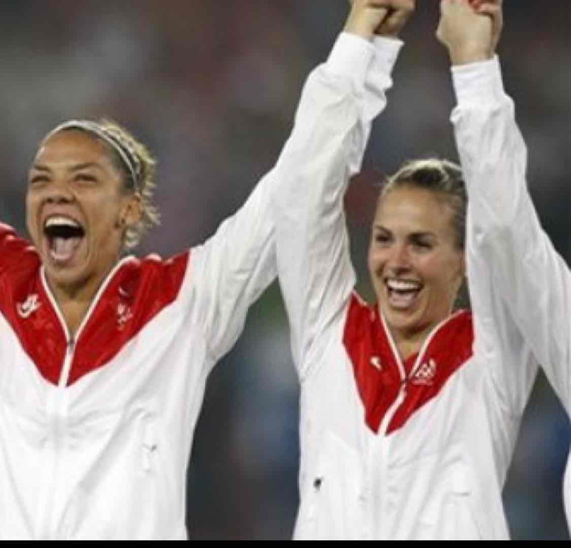 Heather Mitts