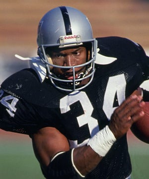 Photo of Bo Jackson, click to book