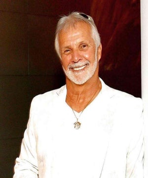 Photo of Captain Lee, click to book