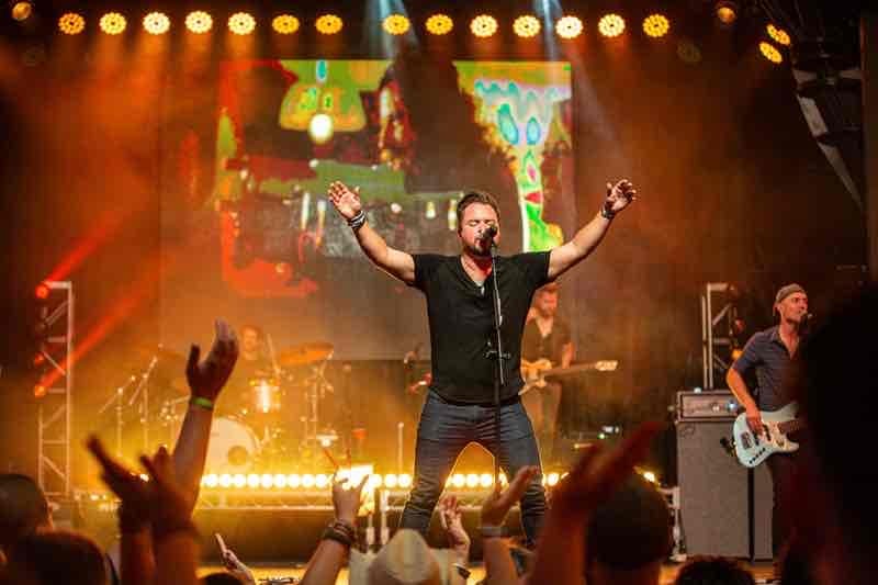 Eli Young Band/Mike Eli