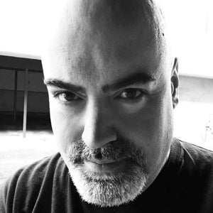 Photo of Kyle Hebert, click to book