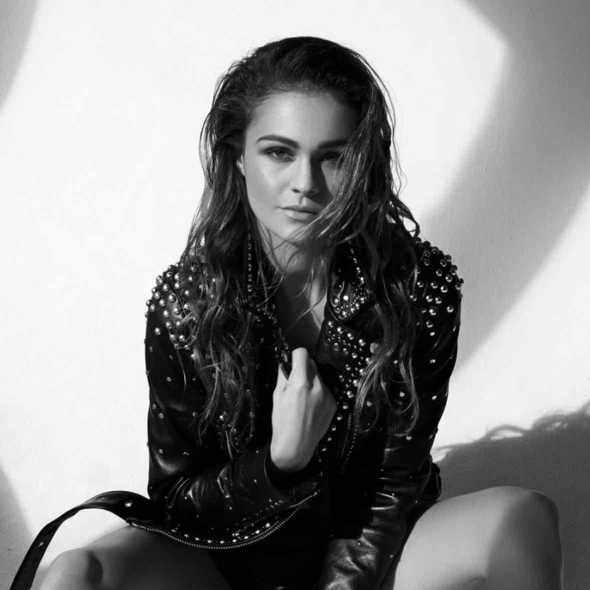 Sophie Skelton