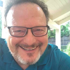 Photo of Wayne Knight, click to book