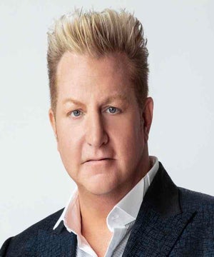 Photo of Gary Levox, click to book