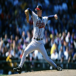 Photo of Tom Glavine, click to book