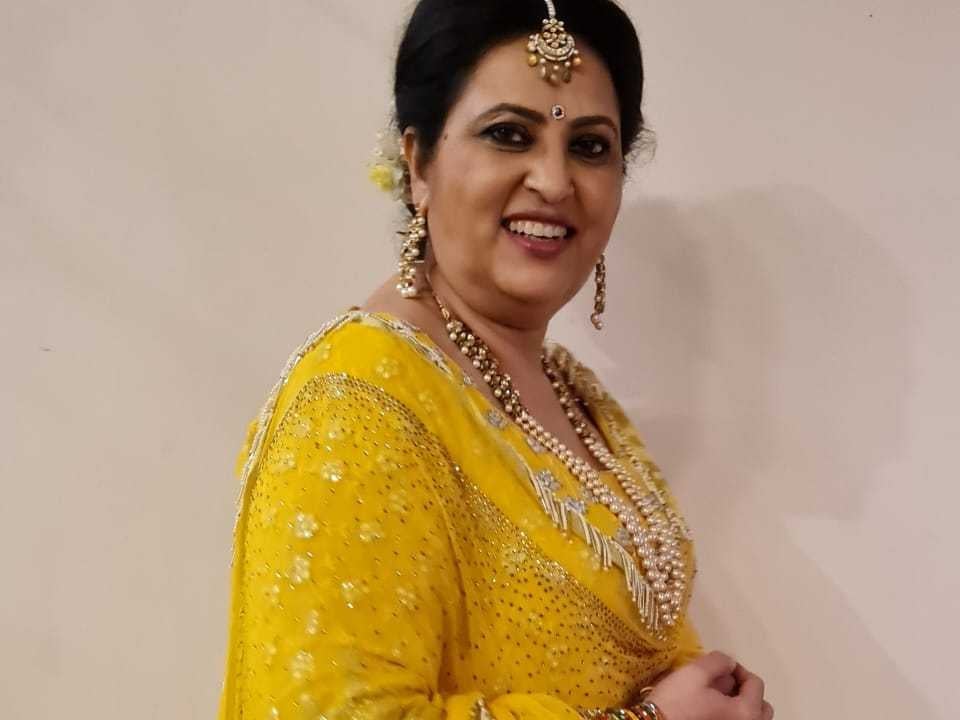 Nilu Kohli 👉 Neelu
