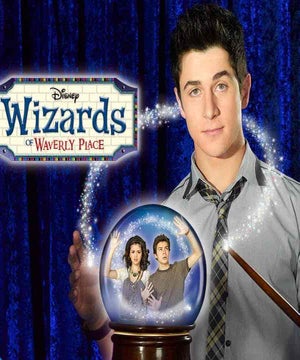 Photo of David Henrie, click to book
