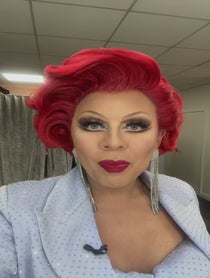 Poster for Roast video from La Voix