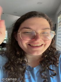 Poster for Intro video video from Ali