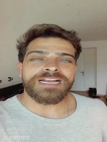 Poster for Intro video video from Bernardo Mesquita