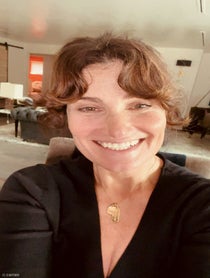 Poster for Intro video video from Idina Menzel