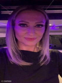 Poster for Intro video video from Faye Tozer