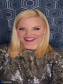 Poster for Vídeo introductorio video from Megan Hilty
