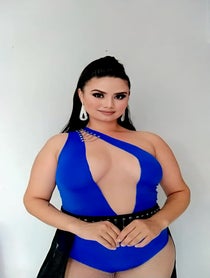 Poster for Intro video video from Paloma / Demi Lovato Brazilian lookalike