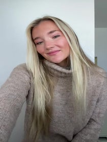 Poster for Holiday video from Chloé Caroline
