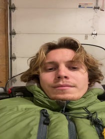 Poster for Gift video from Mavrik Joos