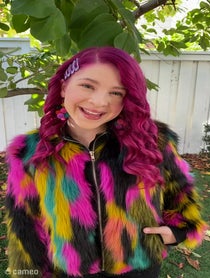 Poster for Intro video video from Kiya Barczyszyn