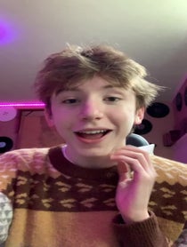 Poster for Gift video from piso4