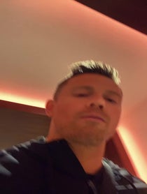 Poster for Charla motivacional video from The Miz