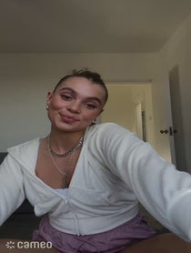 Poster for Intro video video from Joelle Rae