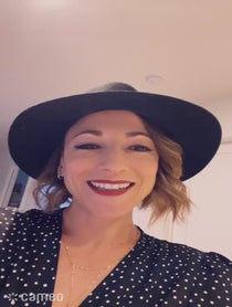 Poster for Intro video video from Carolina Ravassa