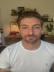 Poster for Intro video video from Daniel Lissing