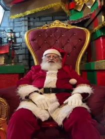 Poster for Roast video from Babbo Natale