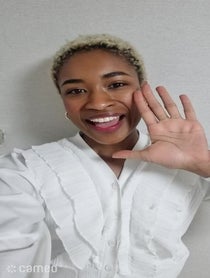 Poster for Intro video video from Renée Simone