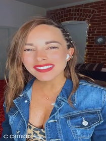 Poster for Intro video video from Maria Elisa Camargo