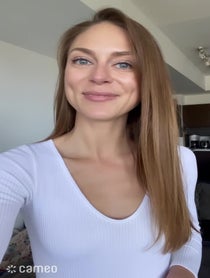 Poster for Intro video video from Sara Mitich