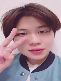 Poster for Graduation video from Pachi Jimin（パチ・ジミン）