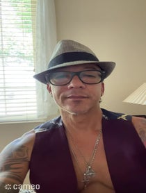 Poster for Intro video video from Damian Perkins