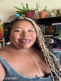 Poster for Intro video video from Symphony Sanders