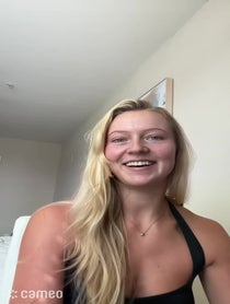 Poster for Intro video video from Bella Bergmark