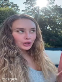 Poster for Intro video video from CiiCii