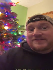 Poster for Holiday video from Daniel Klaes