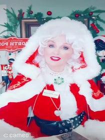 Poster for Intro video video from Realmrsclaus