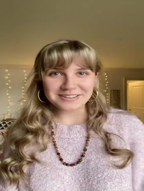 Poster for Birthday video from Klara Kiwi