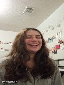 Poster for Intro video video from Daniela Alanis Serrano