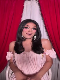 Poster for Gift video from VALENTINA