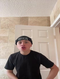 Poster for Roast video from odelmishid